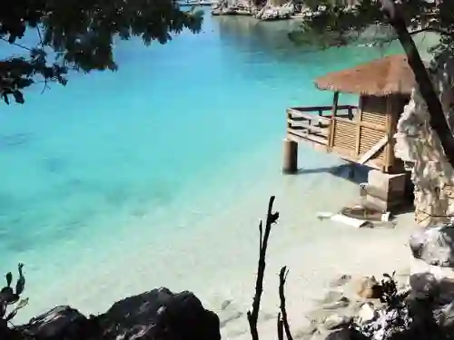 Nave da crociera alle Bahamas attraccata al porto di Nassau