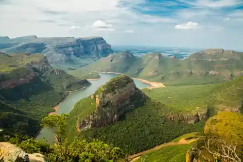 Un ciudadano estadounidense de safari en Sudáfrica.