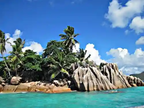 Arrivo del volo all’Aeroporto Internazionale delle Seychelles (SEZ)